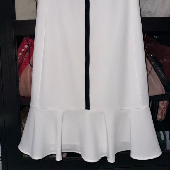 Karl Lagerfeld Paris Contrast-bow Trim Flounce Dress - Picture 6 of 9